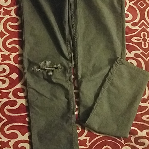 Jeans - Picture 3 of 4